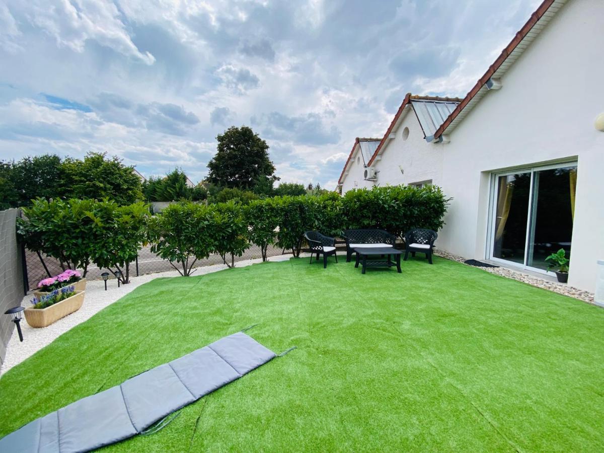 Loft Avec Jardin Et Parking Prive Apartment Troyes Exterior photo